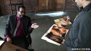 Pornstars Like it Big - The Incredible Slut - 10/29/2012