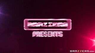 Brazzers Exxtra - Disco Dicking - 12/15/2017