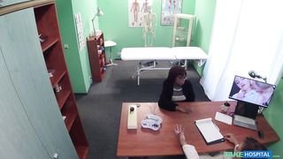 Fake Hospital - Ebony Babe Has Pussy Inspected - 02/15/2017