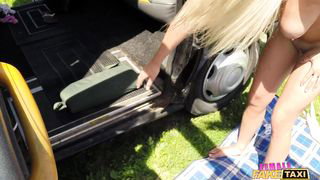 Female Fake Taxi - Pussy picnic in the sunshine - 08/24/2017