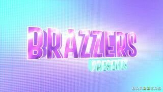 Brazzers Exxtra - Bikini-Clad Booties - 01/22/2022